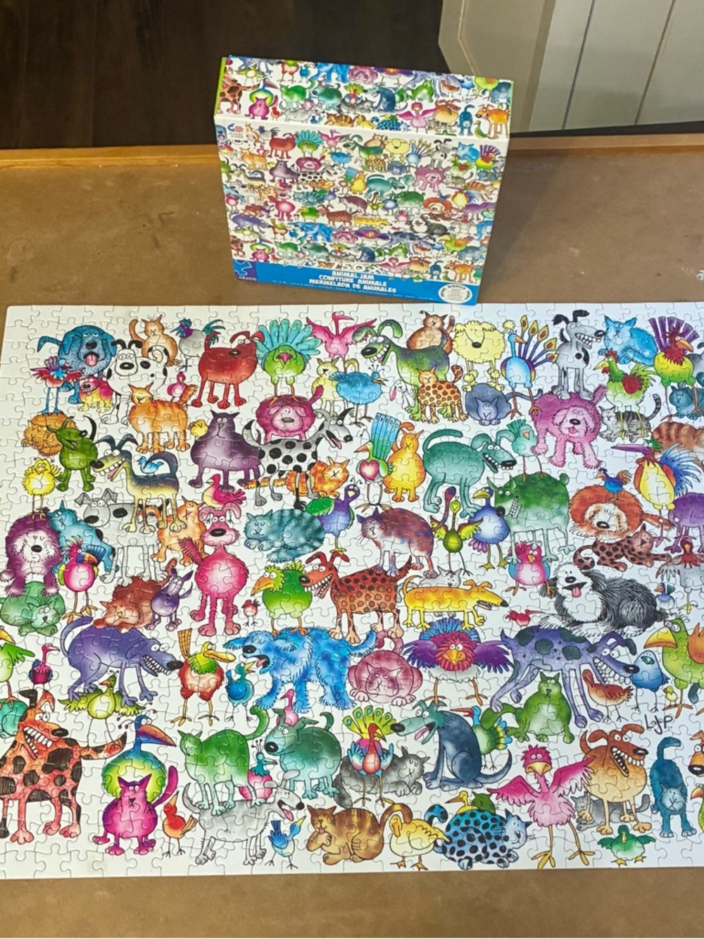 750 pc Colorful Animal Puzzle - Vibrant Multicolor